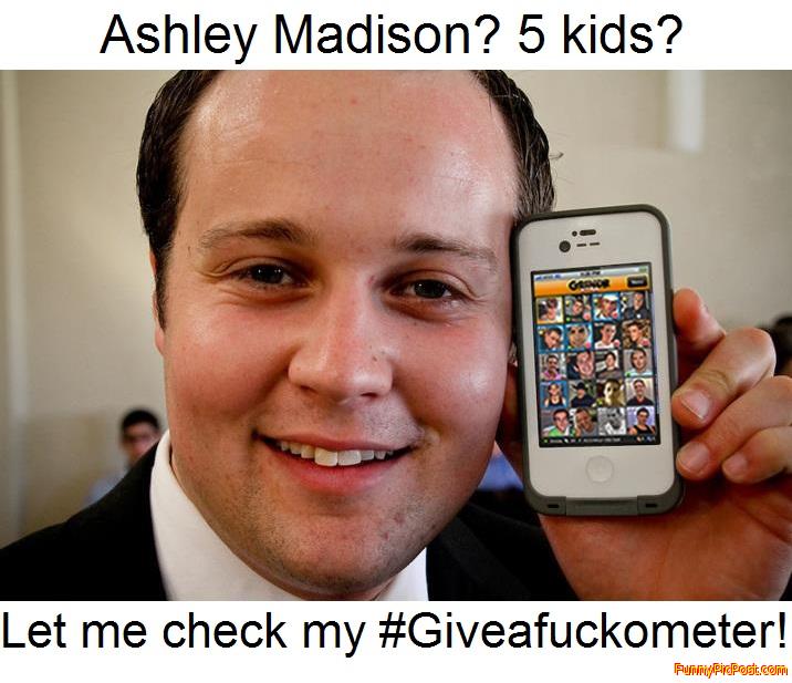 Josh Duggar checks his #Giveafuckometer